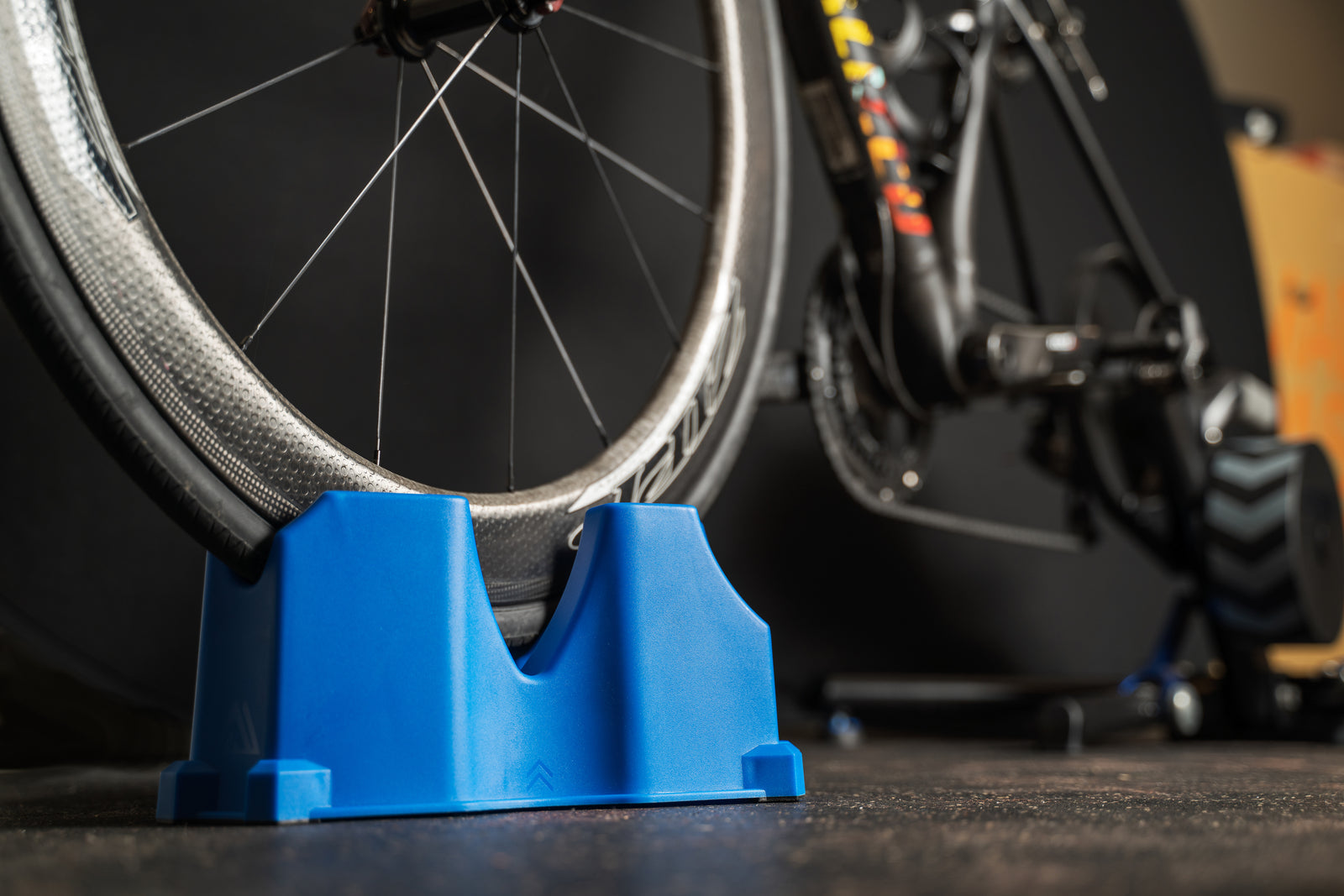 Cycleops front wheel riser block top